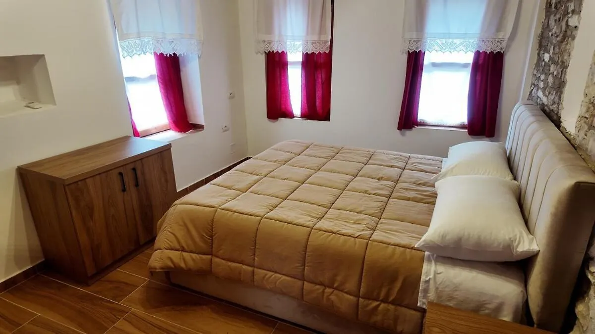 Suite Of Bazaar Gjirokaster 0*,  Albania
