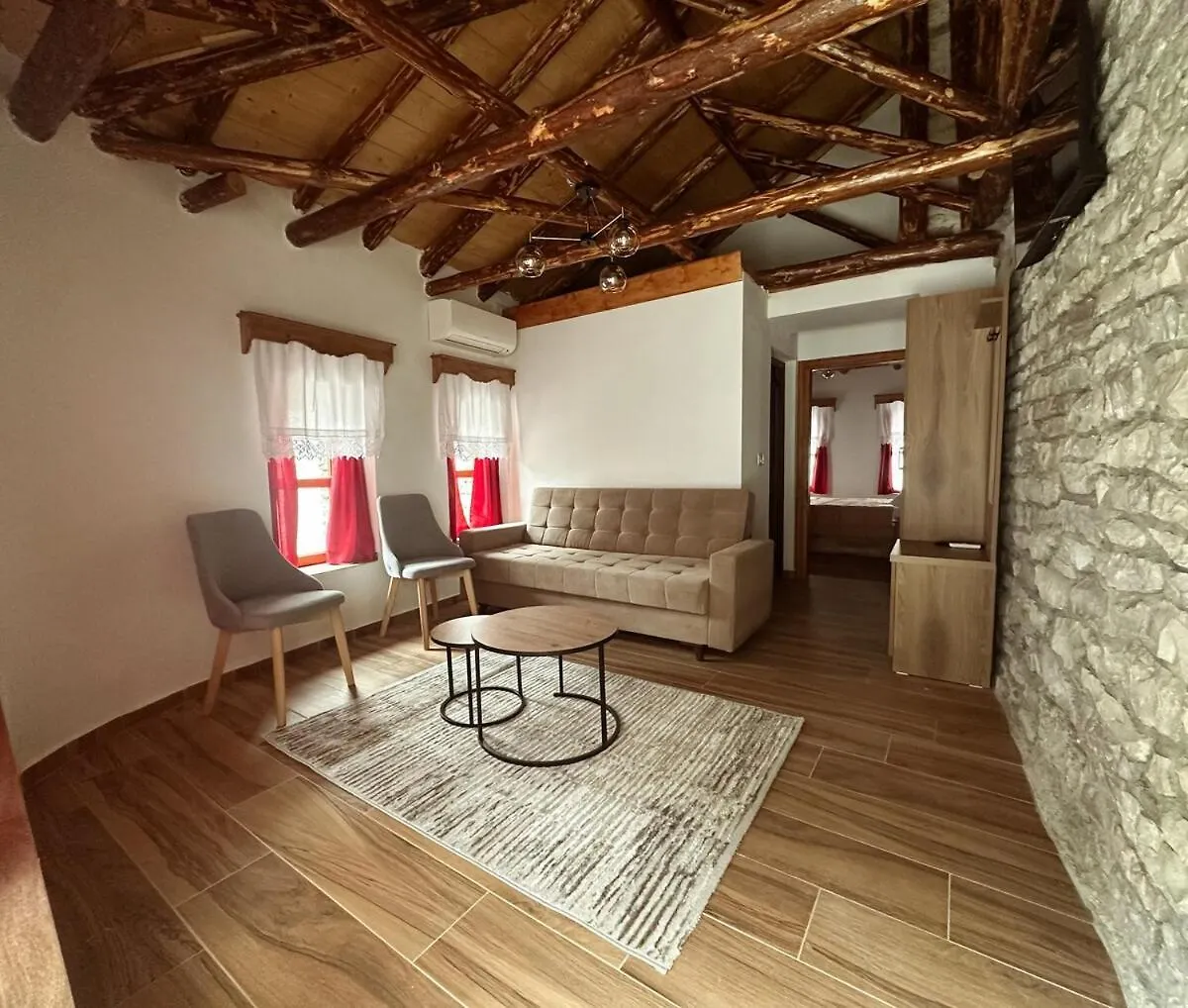 Suite Of Bazaar Gjirokaster